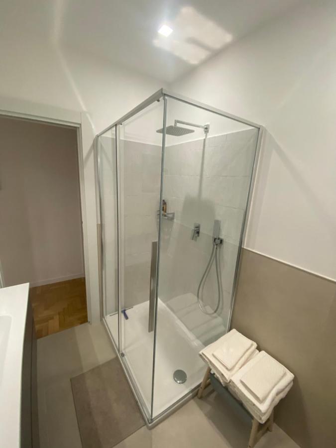 Colosseum Rome Guest House Luil ภายนอก รูปภาพ