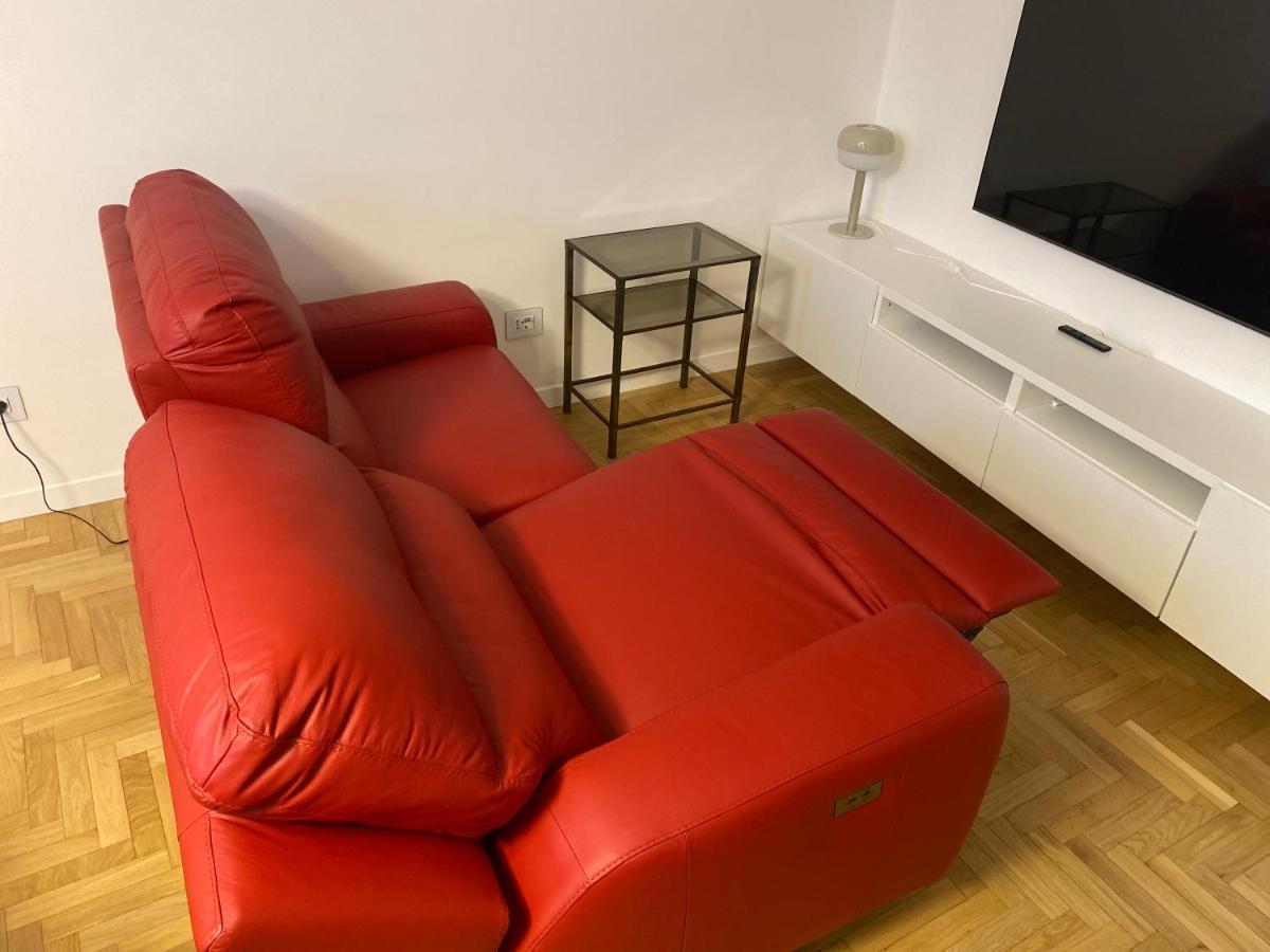 Colosseum Rome Guest House Luil ภายนอก รูปภาพ