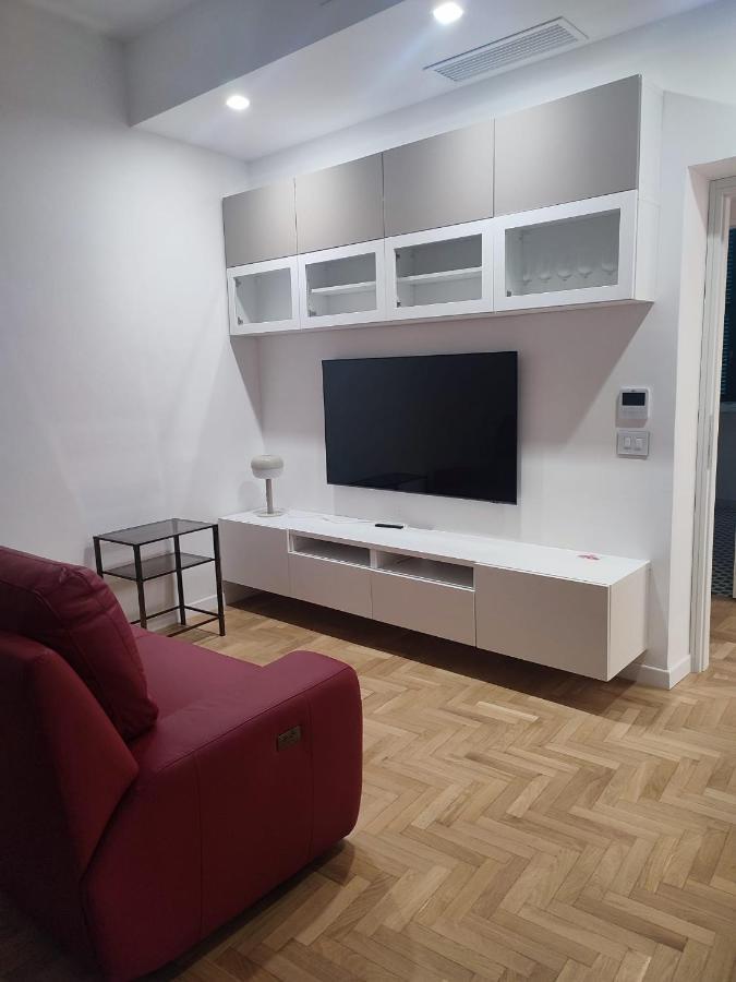 Colosseum Rome Guest House Luil ภายนอก รูปภาพ